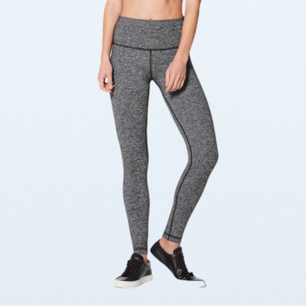 Lululemon Wunder Under Hi-Rise 25” Leggings in Heathered Black, Size 2